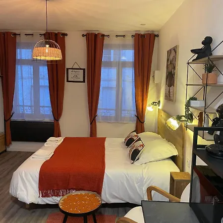 Du Soleil Apartment *